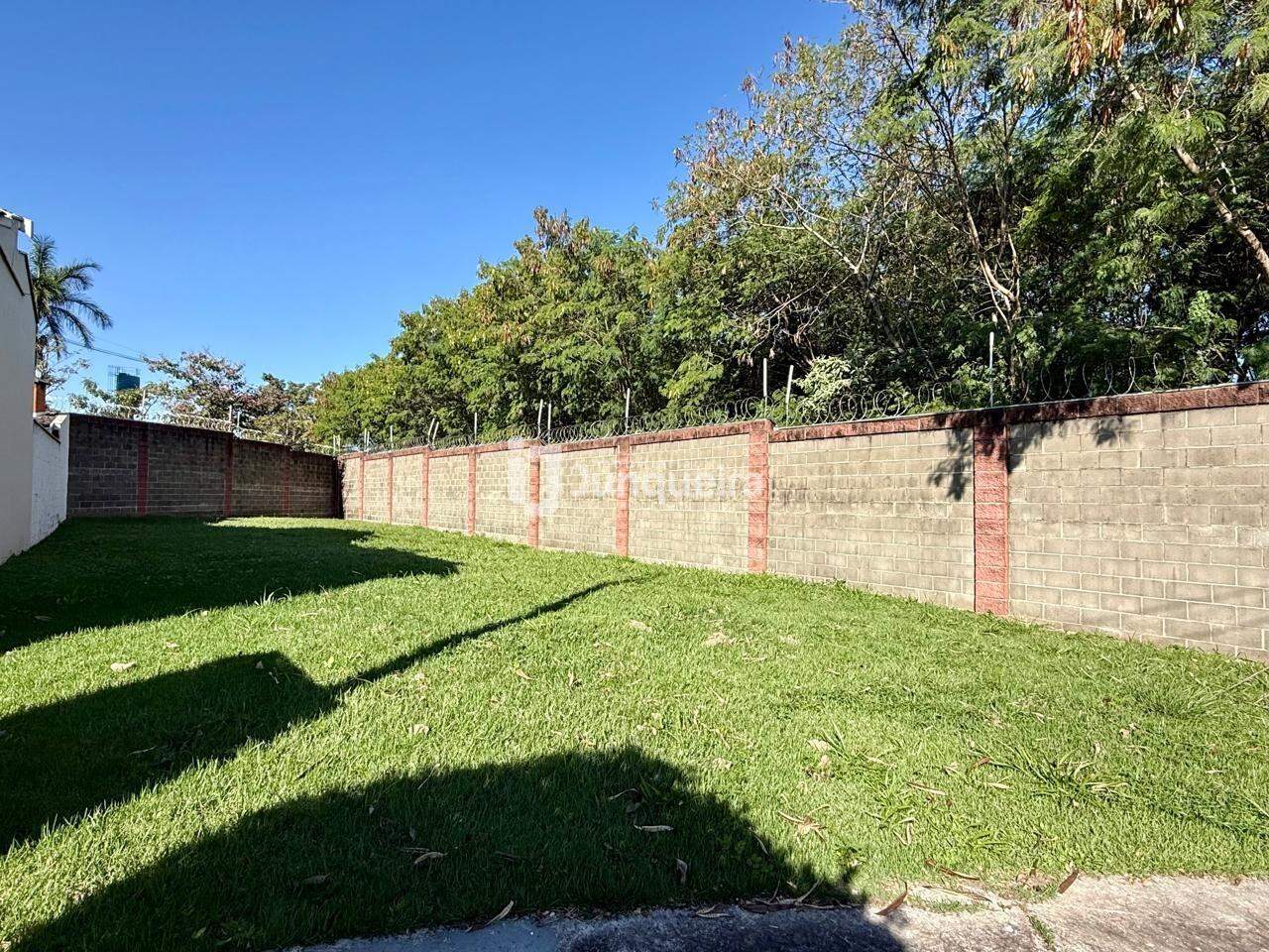 Terreno em Condomínio à venda no Condomínio Residencial Leão, no bairro Pompéia em Piracicaba - SP
