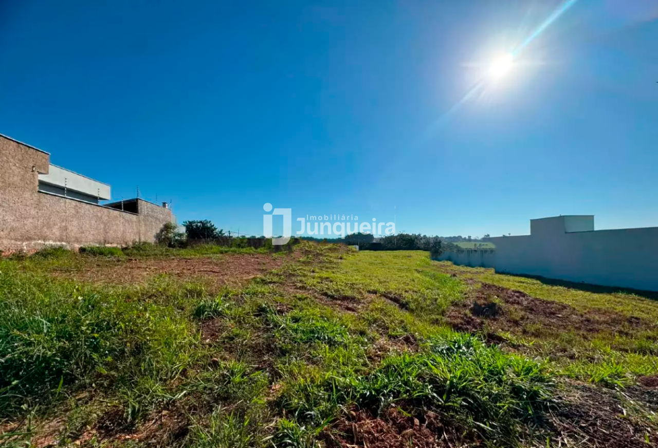 Terreno à venda, no bairro Residencial Alto da Boa Vista em Piracicaba - SP