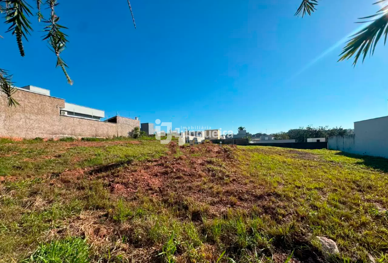 Terreno à venda, no bairro Residencial Alto da Boa Vista em Piracicaba - SP