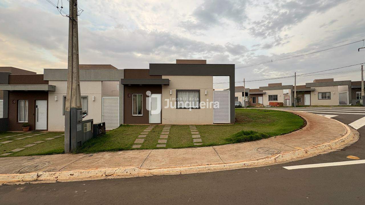 Casa em Condomínio à venda no Reserva Taquaral I, 2 quartos, sendo 2 suítes, 2 vagas, no bairro Reserva Taquaral l em Piracicaba - SP