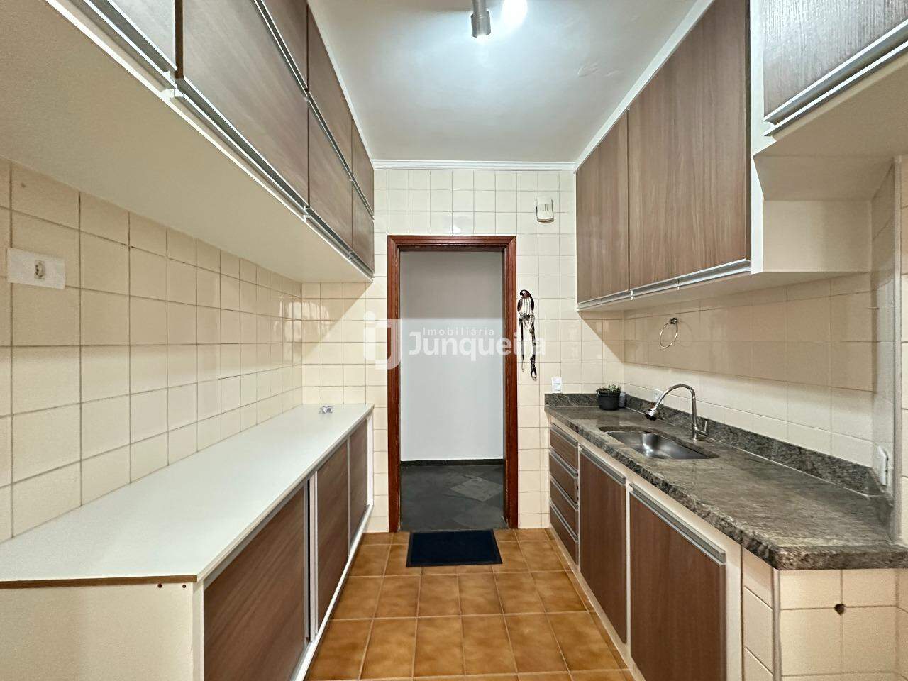 Apartamento para alugar no Guaracy, 3 quartos, sendo 1 suíte, 1 vaga, no bairro Paulicéia em Piracicaba - SP