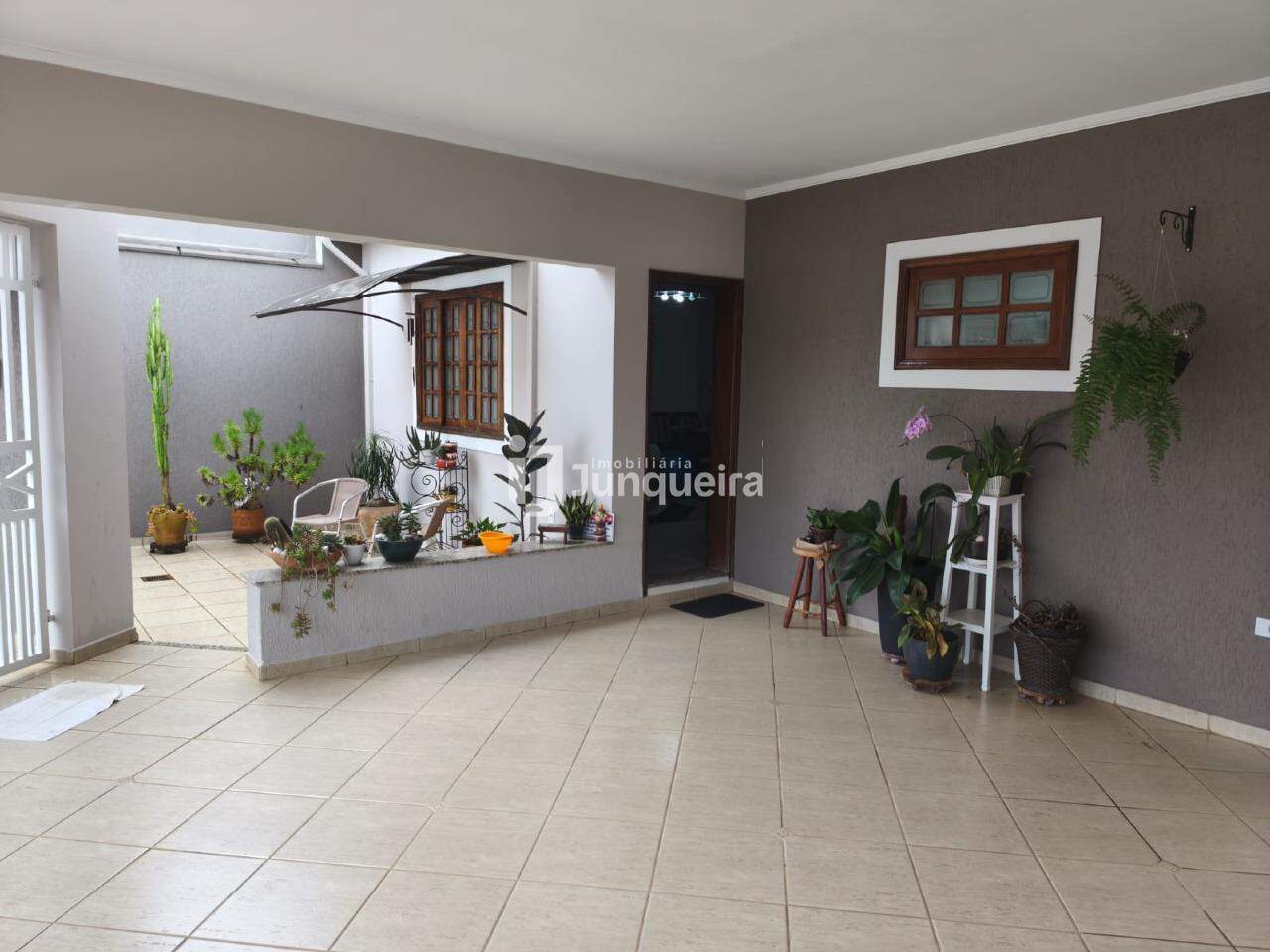 Casa à venda, 3 quartos, 2 vagas, no bairro Jardim Palmares II em Saltinho - SP