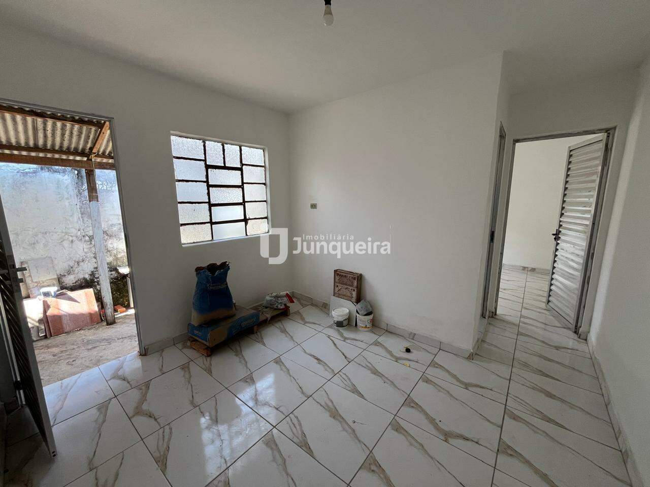 Casa para alugar, 1 quarto, 1 vaga, no bairro Jardim Planalto em Piracicaba - SP
