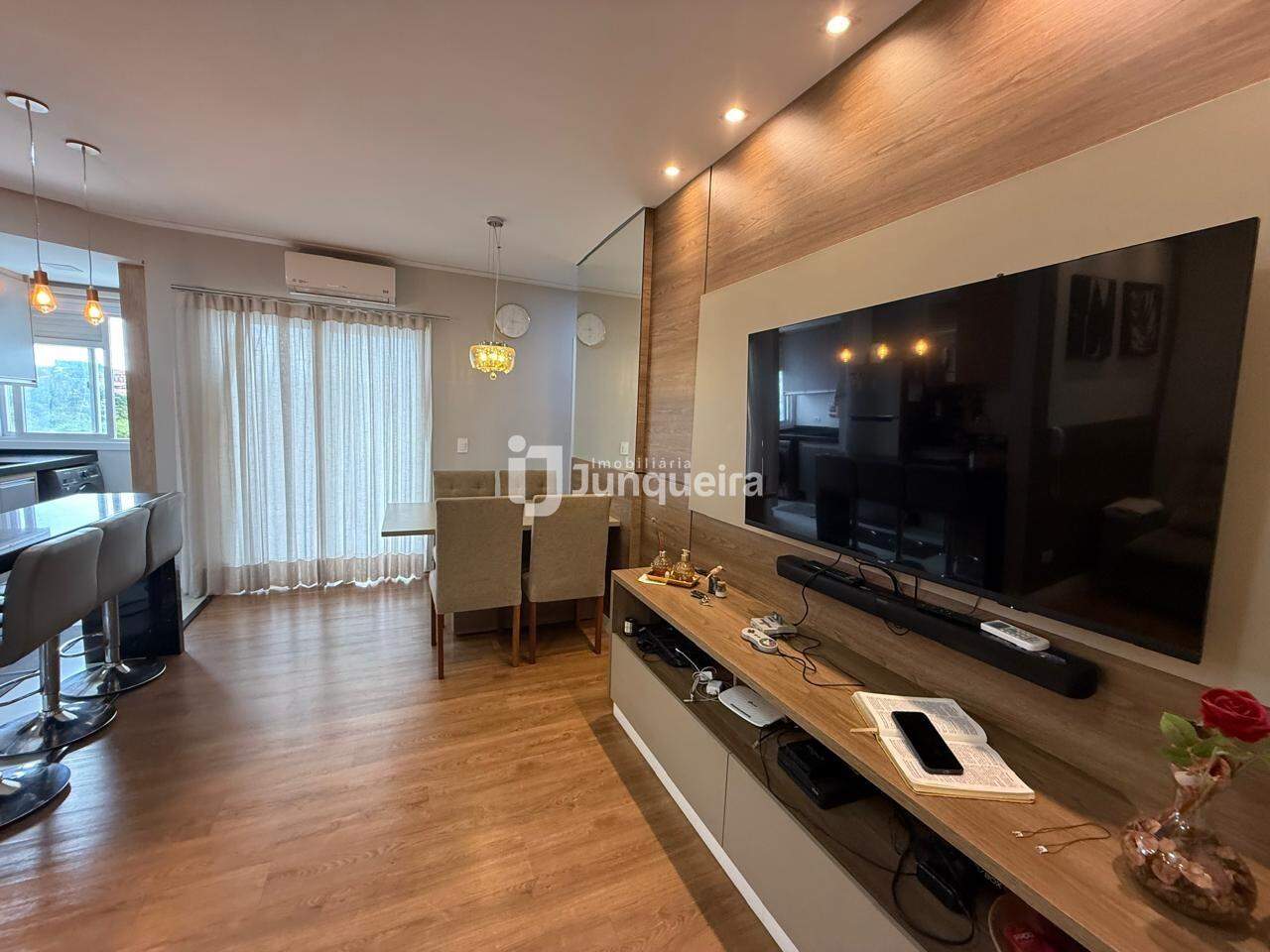 Apartamento à venda no Villa Serena, 3 quartos, sendo 1 suíte, 2 vagas, no bairro Jardim Califórnia em Piracicaba - SP