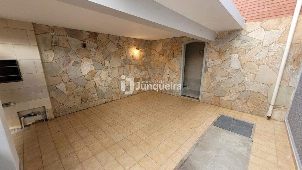 Casa para alugar, 2 quartos, 1 vaga, no bairro Jardim Ibirapuera em Piracicaba - SP