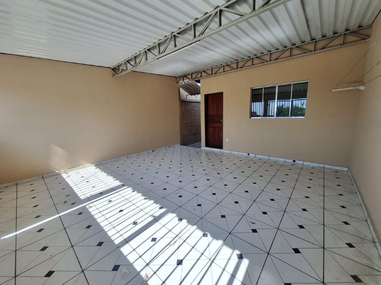 Casa para alugar, 2 quartos, 2 vagas, no bairro Residencial Dom Bosco em Rio das Pedras - SP