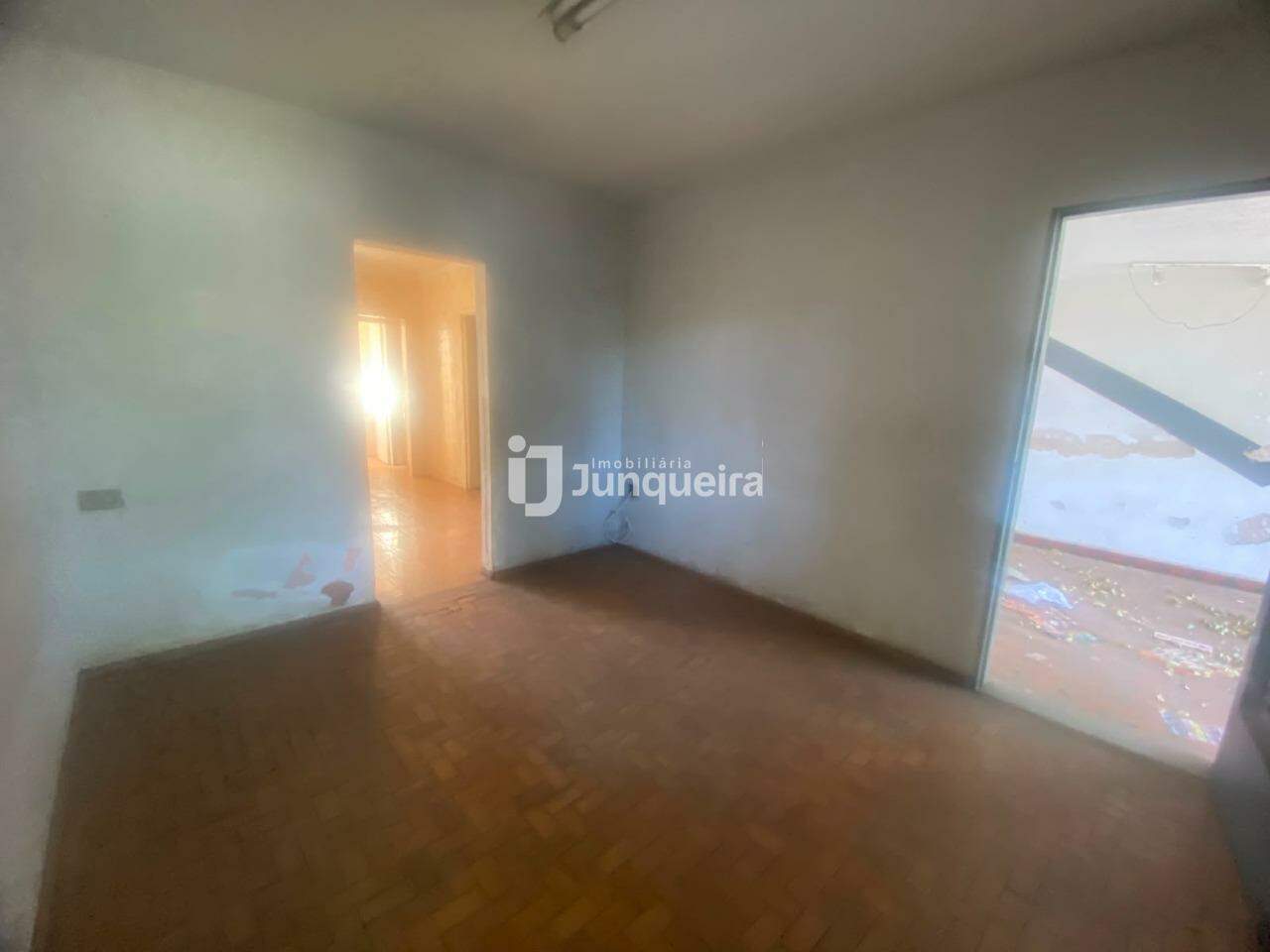 Casa à venda, 2 quartos, 1 vaga, no bairro Vila Rezende em Piracicaba - SP