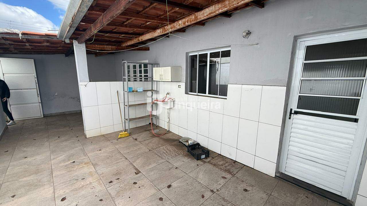 Casa para alugar, 2 quartos, no bairro Santa Terezinha em Piracicaba - SP