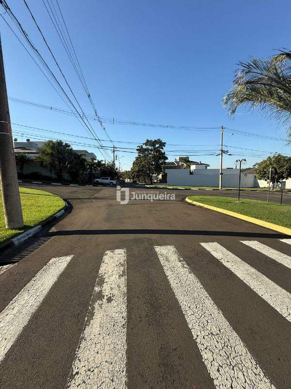 Terreno em Condomínio à venda no Damha I, no bairro Damha I em Piracicaba - SP
