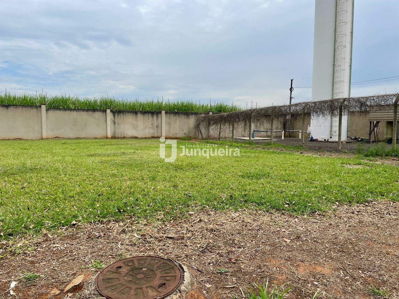 Terreno em Condomínio à venda no Quinta do Engenho, no bairro Residencial Quinta do Engenho em Rio das Pedras - SP