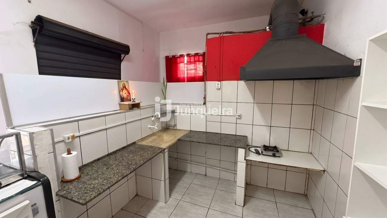 Salão para alugar, no bairro Santa Terezinha em Piracicaba - SP