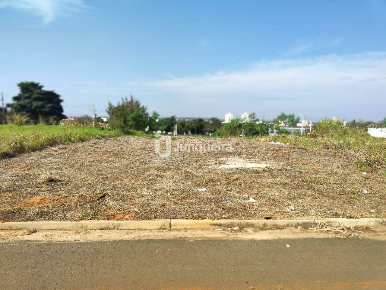 Terreno à venda, no bairro Residencial Fortaleza em Rio das Pedras - SP