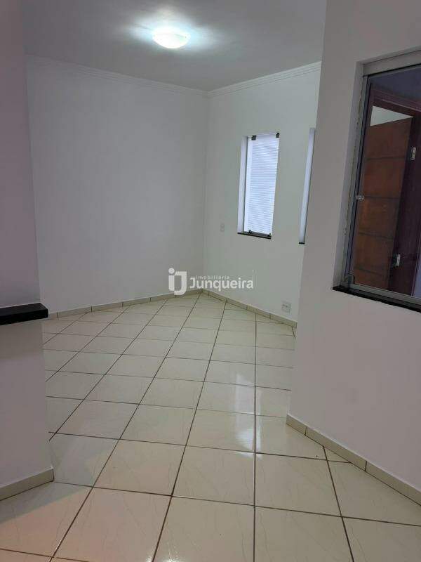 Casa à venda, 2 quartos, 2 vagas, no bairro Jardim Santa Ignês I em Piracicaba - SP