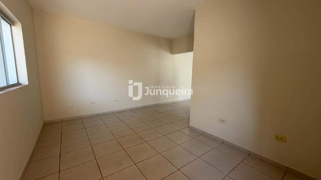 Casa à venda, 2 quartos, sendo 1 suíte, 2 vagas, no bairro Parque Conceição II em Piracicaba - SP