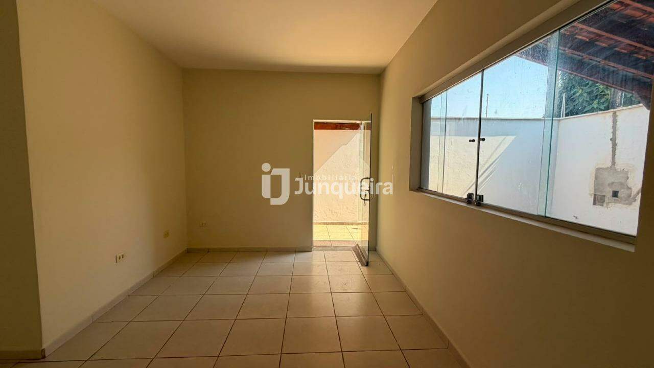 Casa à venda, 2 quartos, sendo 1 suíte, 2 vagas, no bairro Parque Conceição II em Piracicaba - SP