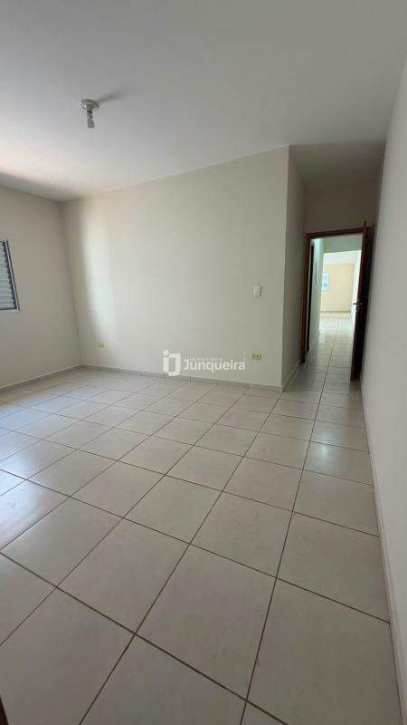 Casa à venda, 2 quartos, sendo 1 suíte, 2 vagas, no bairro Parque Conceição II em Piracicaba - SP