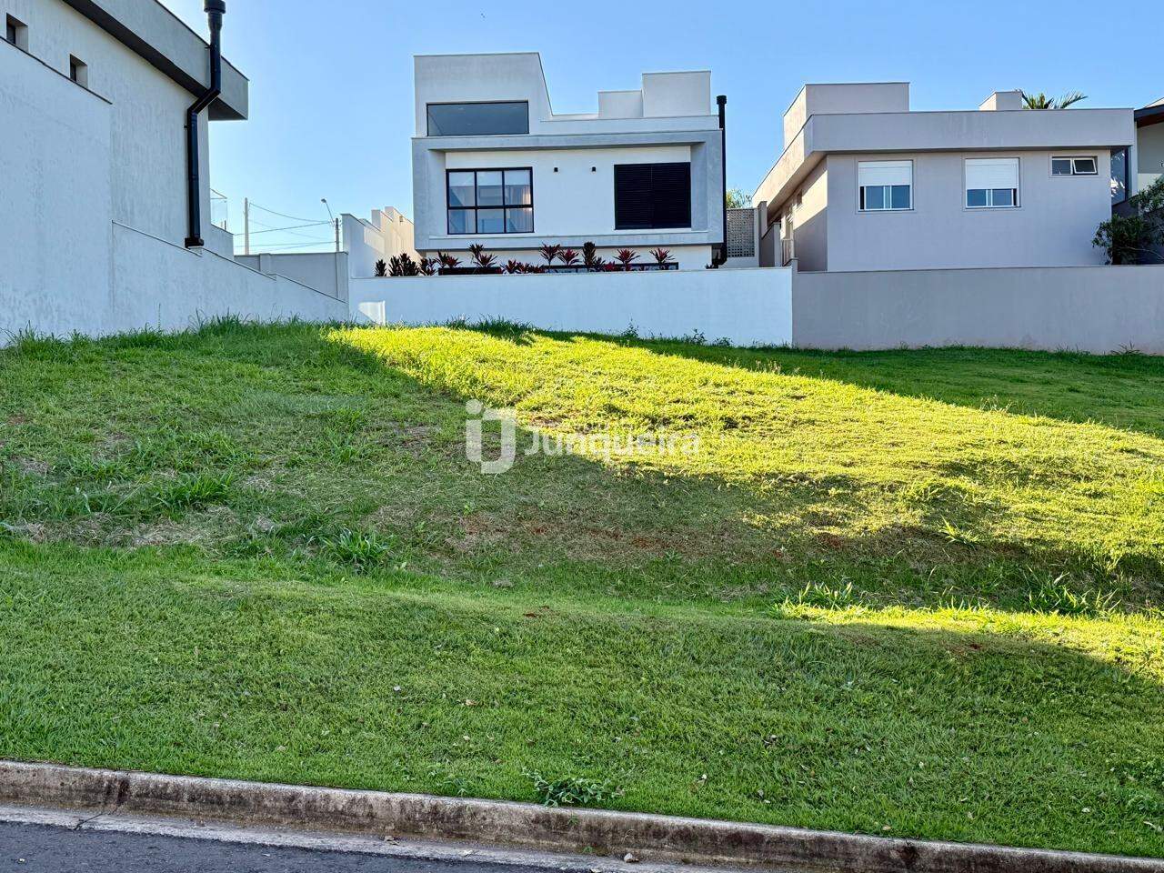 Terreno em Condomínio à venda no Villa D'Aquila, no bairro Villa D'áquila em Piracicaba - SP