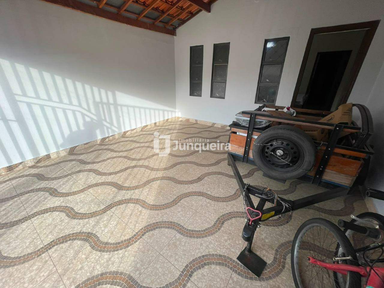 Casa à venda, 2 quartos, 1 vaga, no bairro Jardim Astúrias I em Piracicaba - SP