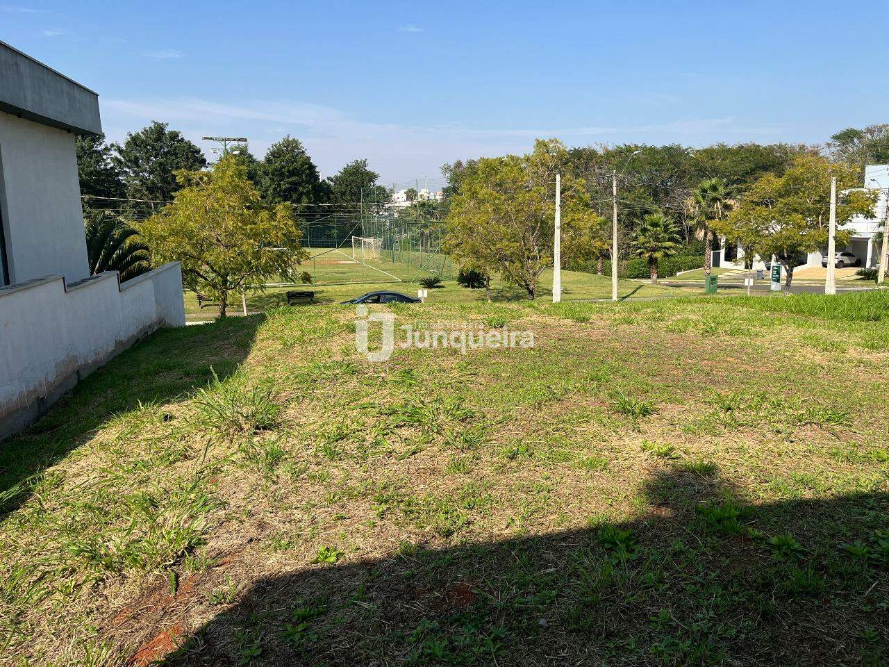 Terreno em Condomínio à venda no Villa D'Aquila, no bairro Villa D'áquila em Piracicaba - SP