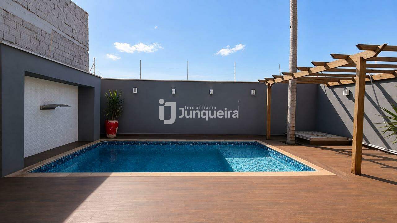 Casa à venda, 3 quartos, sendo 1 suíte, 2 vagas, no bairro Residencial Alto da Boa Vista em Piracicaba - SP
