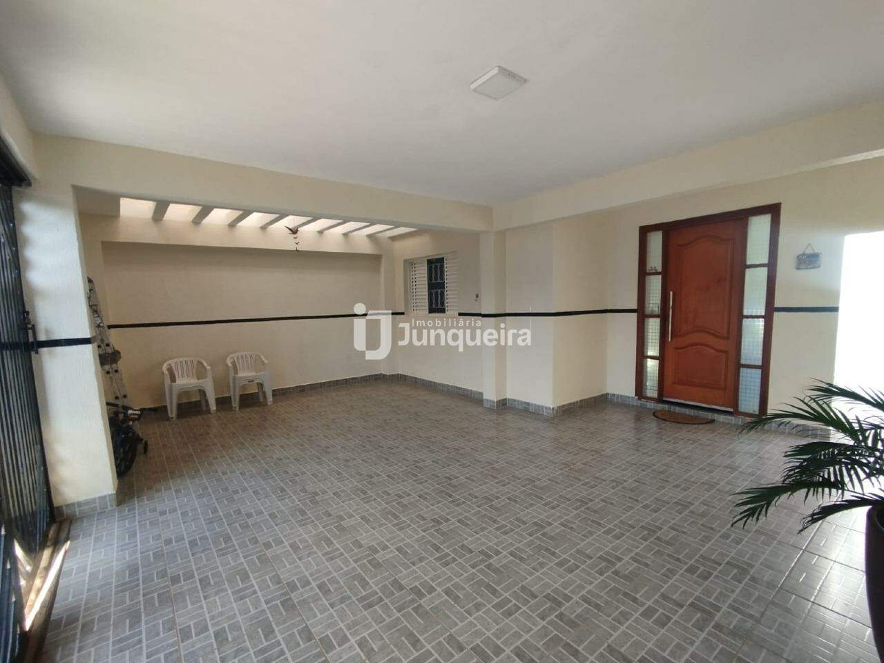 Casa à venda, 2 quartos, 2 vagas, no bairro Conjunto Residencial Mário Dedini em Piracicaba - SP