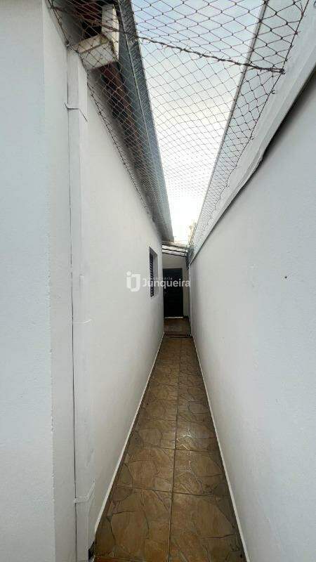 Casa à venda, 2 quartos, sendo 1 suíte, 2 vagas, no bairro Glebas Califórnia em Piracicaba - SP