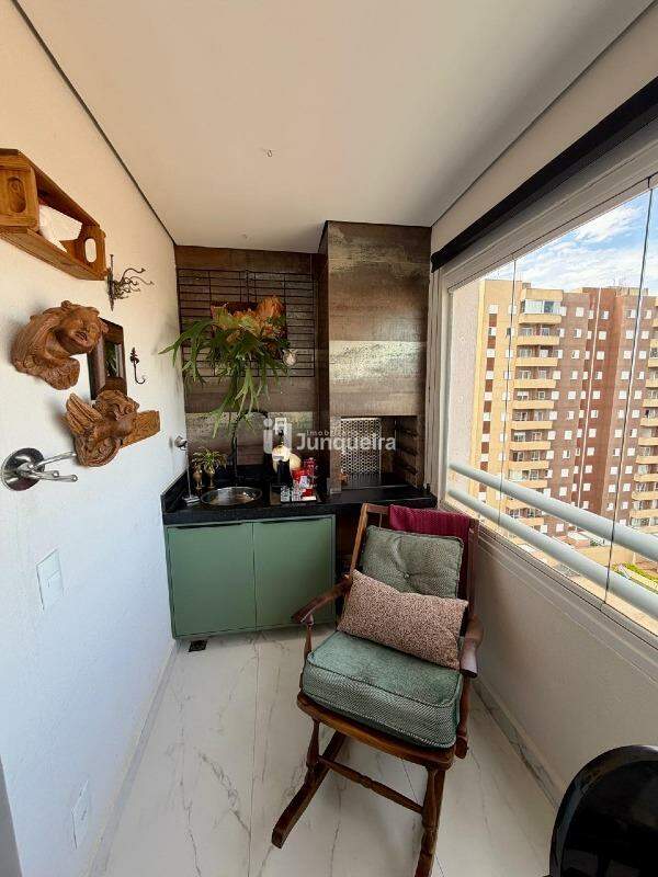 Apartamento à venda no Life Residence, 3 quartos, sendo 1 suíte, 2 vagas, no bairro Parque Santa Cecília em Piracicaba - SP