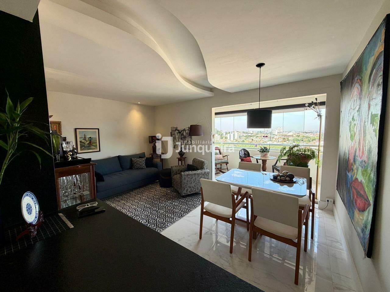 Apartamento à venda no Life Residence, 3 quartos, sendo 1 suíte, 2 vagas, no bairro Parque Santa Cecília em Piracicaba - SP
