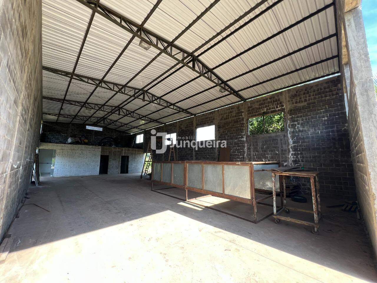Foto 4 de Sítio / Fazenda para aluguel, 3 quartos, 1 suíte, 20 vagas, Nova Suiça - Piracicaba/SP