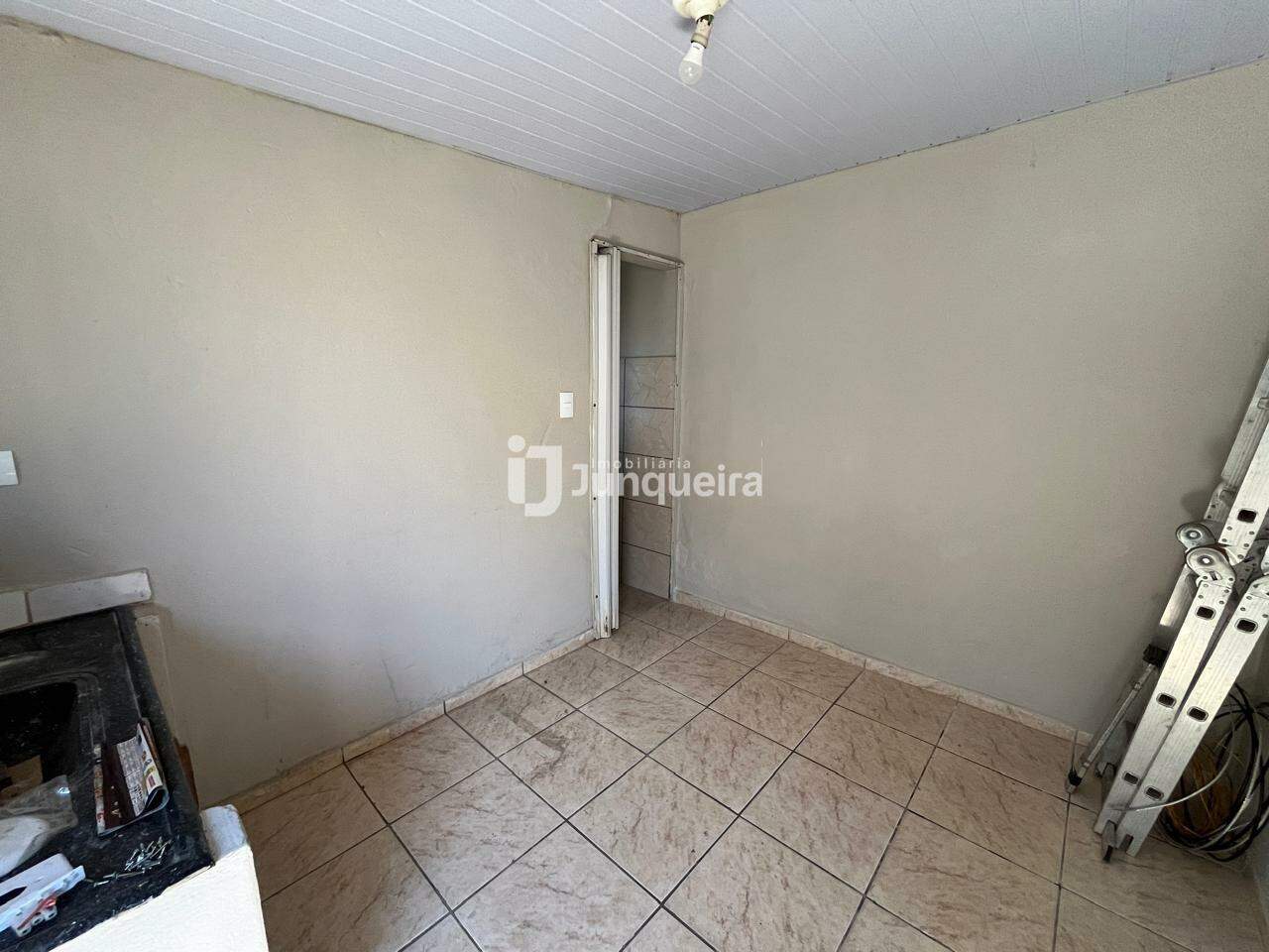 Casa para alugar, 1 quarto, no bairro Jupia em Piracicaba - SP