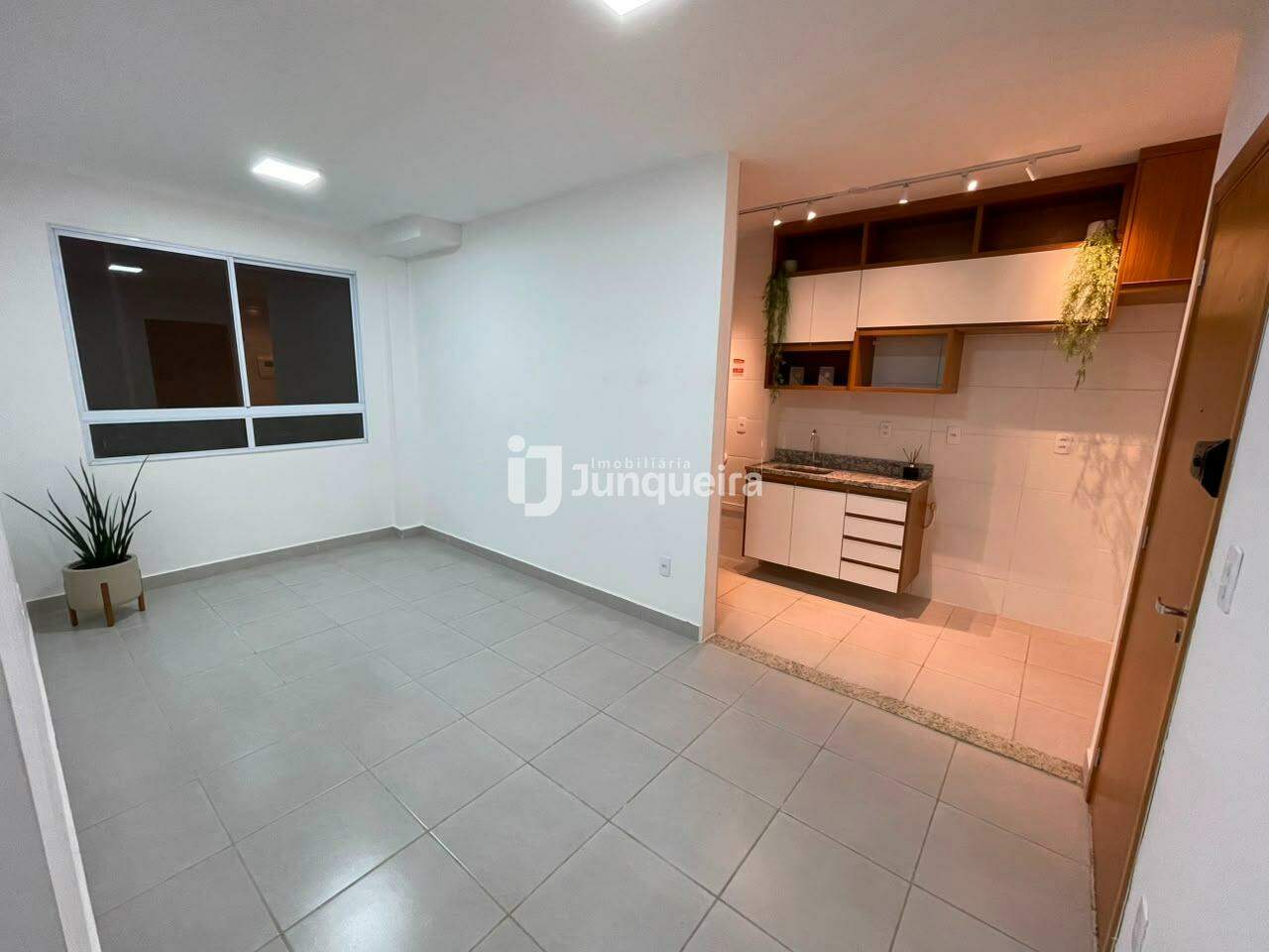 Apartamento à venda no Piazza di Milano, 2 quartos, 1 vaga, no bairro Vila Industrial em Piracicaba - SP