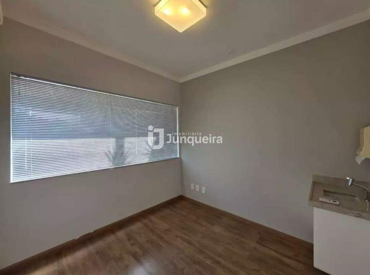 Sala Comercial para alugar, no bairro Jardim Monumento em Piracicaba - SP