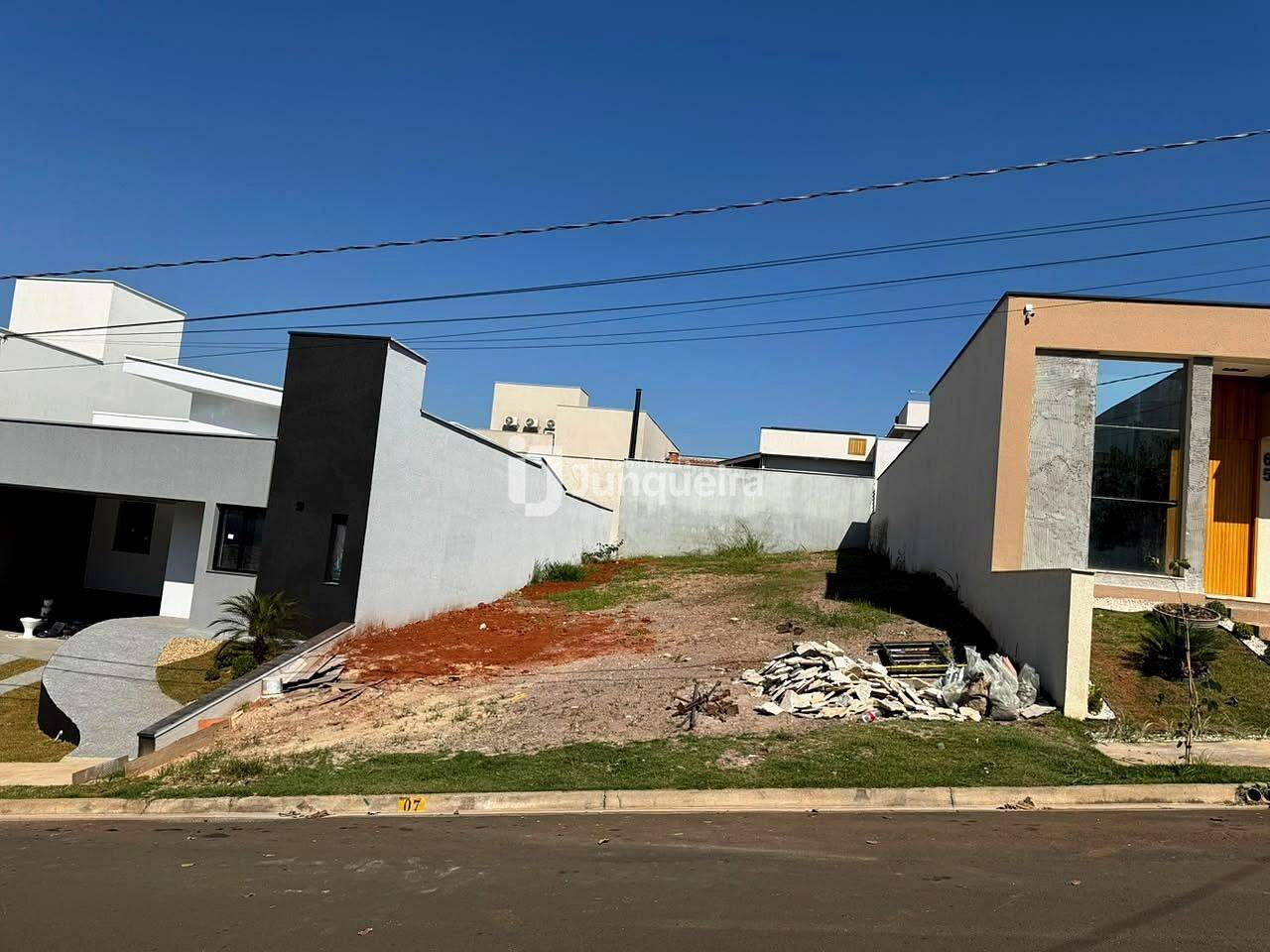 Terreno em Condomínio à venda no Soleil , 2 vagas, no bairro Soleil em Piracicaba - SP