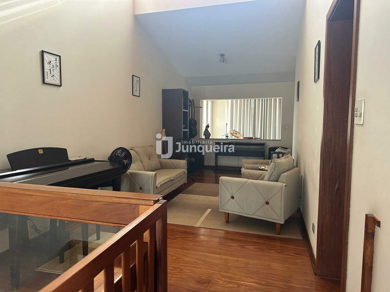 Casa à venda, 4 quartos, sendo 1 suíte, 4 vagas, no bairro Nova Piracicaba em Piracicaba - SP