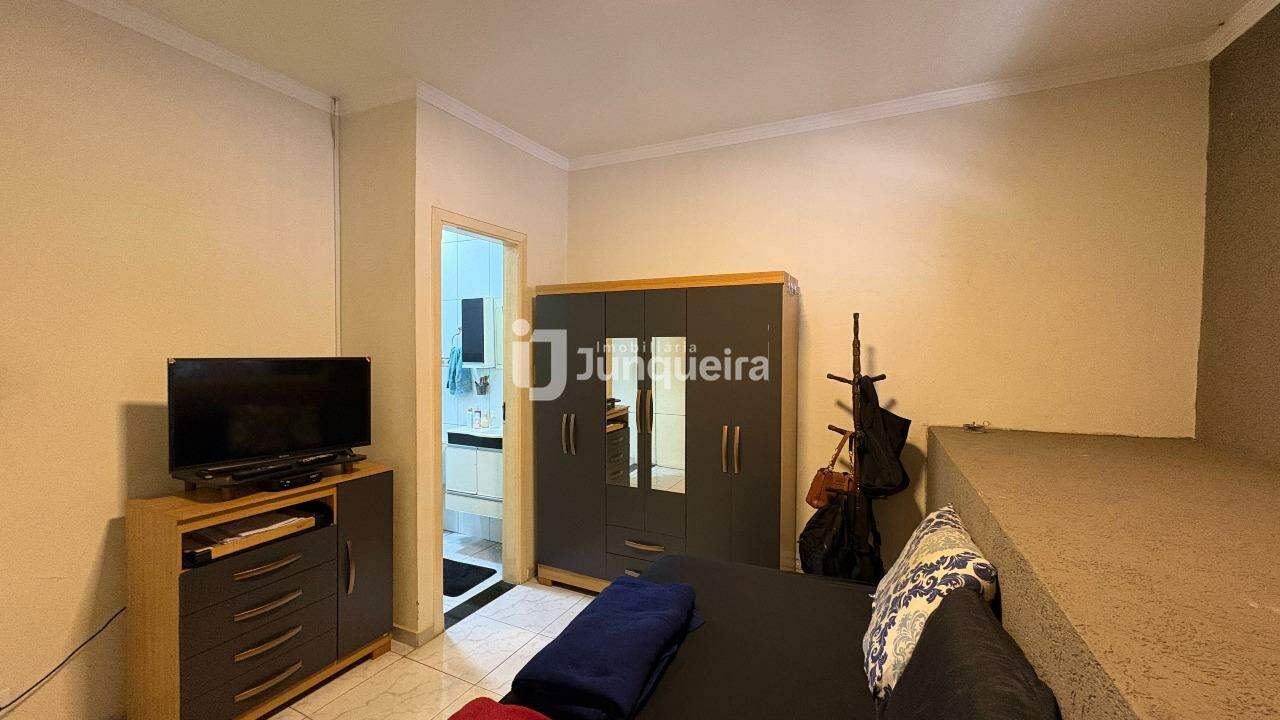 Casa à venda, 3 quartos, sendo 2 suítes, 2 vagas, no bairro Vila Rezende em Piracicaba - SP