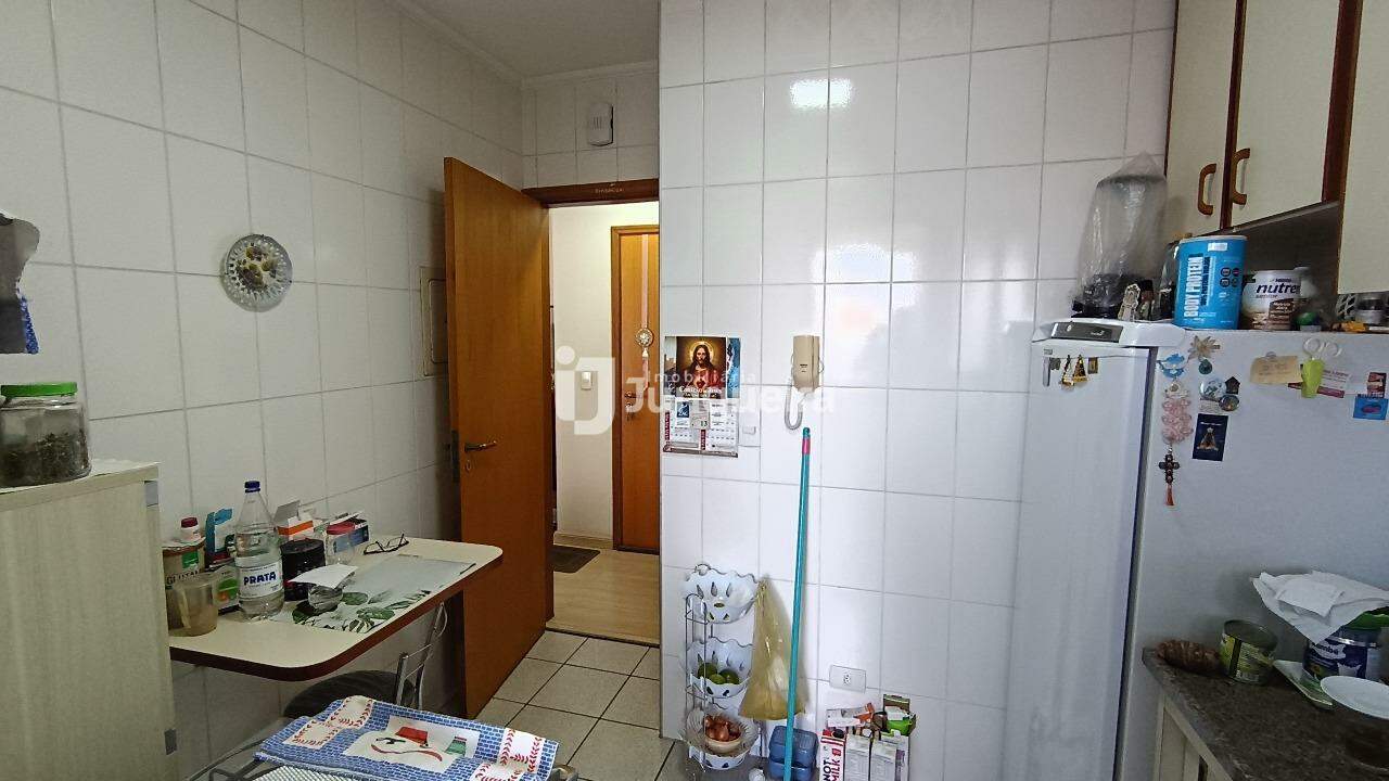 Apartamento à venda no Edifício Roma, 3 quartos, 1 vaga, no bairro Centro em Piracicaba - SP