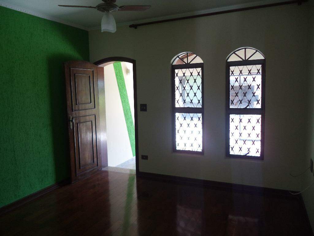 Casa à venda, 2 quartos, 2 vagas, no bairro Santa Terezinha em Piracicaba - SP