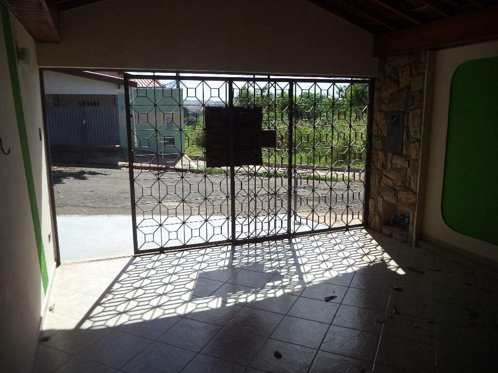 Casa à venda, 2 quartos, 2 vagas, no bairro Santa Terezinha em Piracicaba - SP
