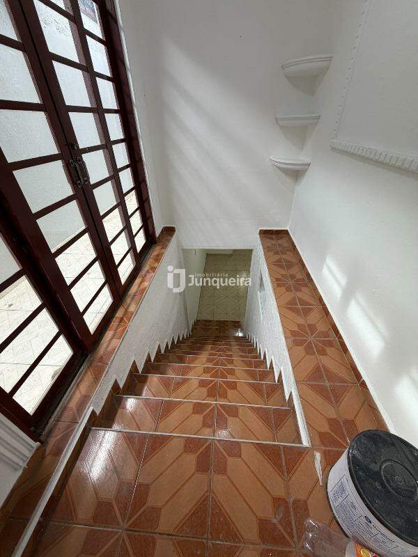 Casa à venda, 2 quartos, 2 vagas, no bairro Jardim Glória em Piracicaba - SP