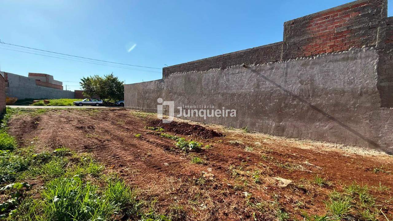 Terreno à venda, no bairro Jardim São Francisco em Piracicaba - SP