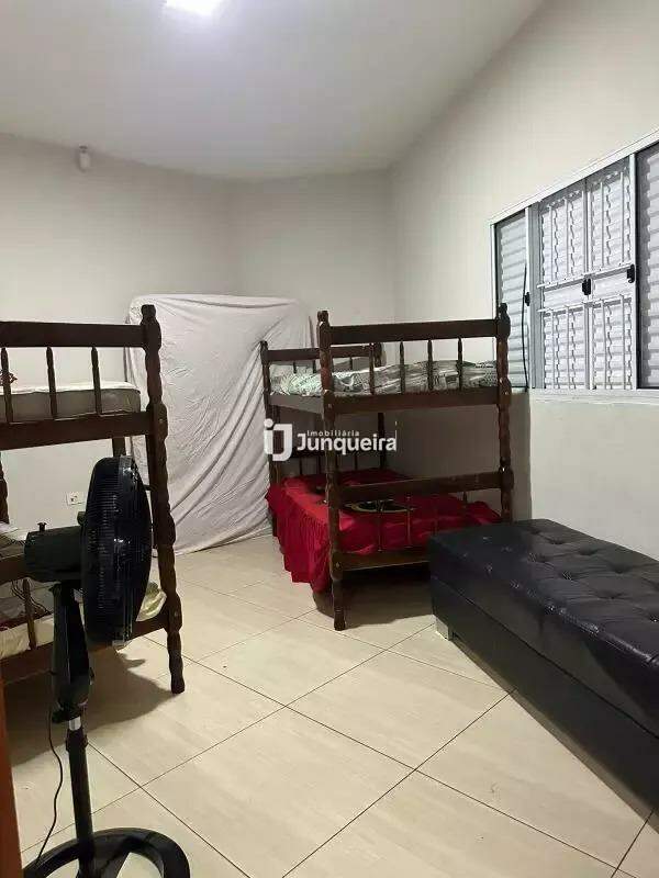 Edícula para alugar, 1 quarto, 3 vagas, no bairro Jardim Taiguara em Piracicaba - SP