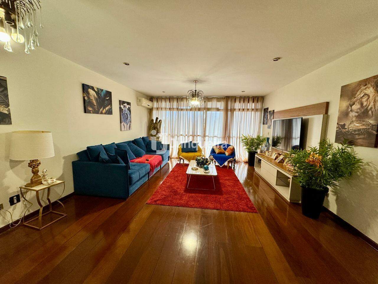 Apartamento à venda no Edifício Panorama, 4 quartos, sendo 1 suíte, 2 vagas, no bairro Centro em Piracicaba - SP
