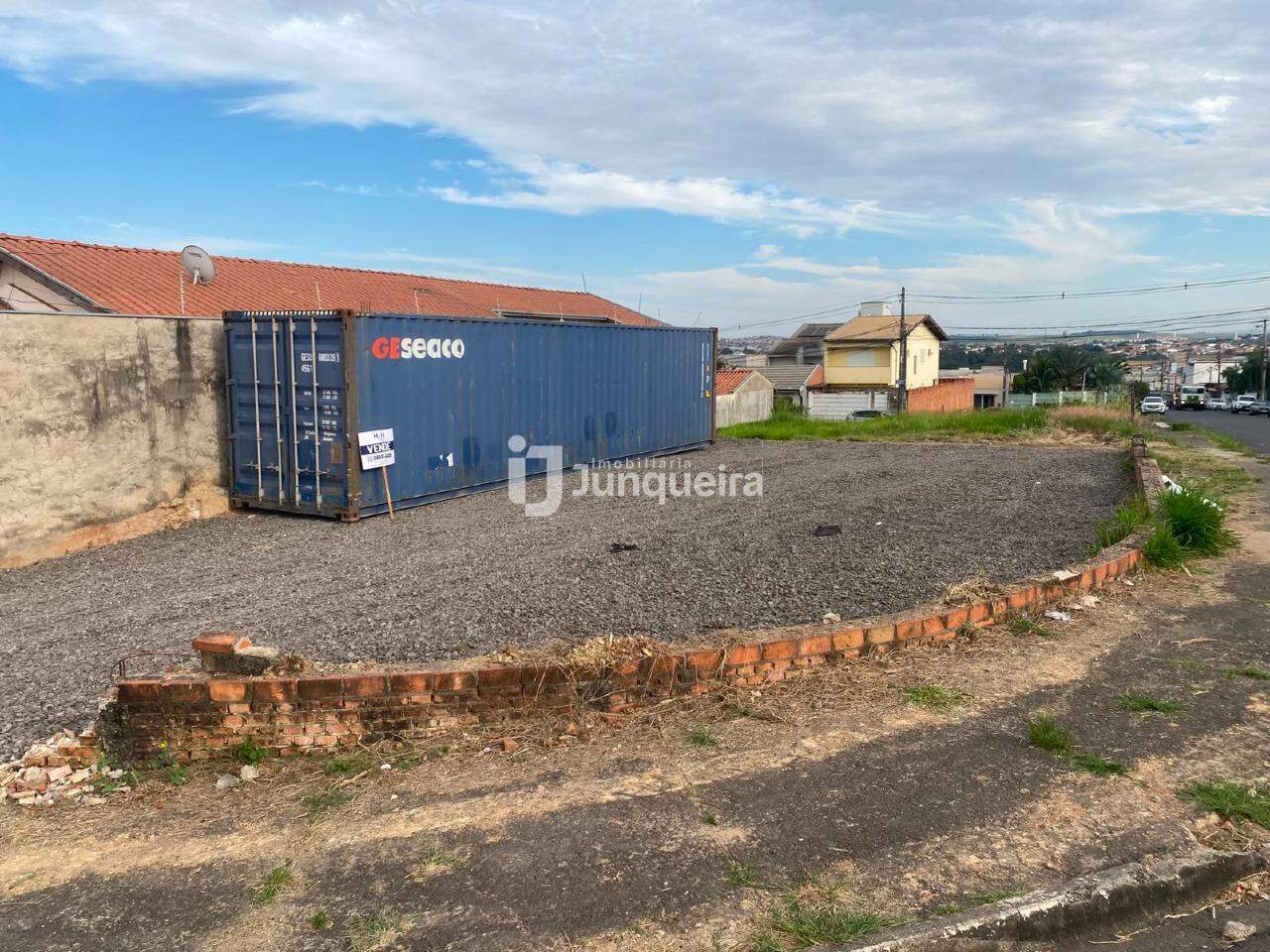 Terreno para alugar, no bairro Vila Industrial em Piracicaba - SP