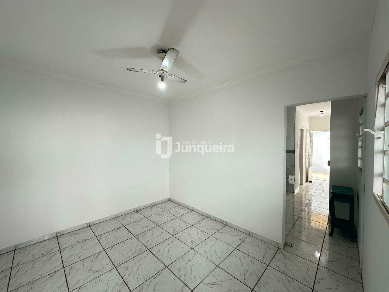 Casa em Condomínio à venda no Vila das Palmeiras, 2 quartos, 1 vaga, no bairro Astúrias em Piracicaba - SP