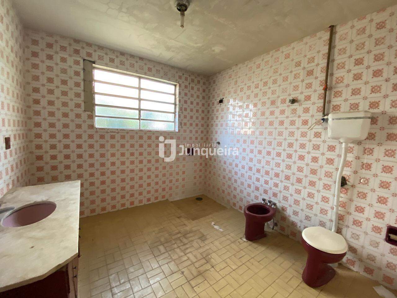 Casa Comercial à venda, 3 quartos, no bairro Cidade Alta em Piracicaba - SP