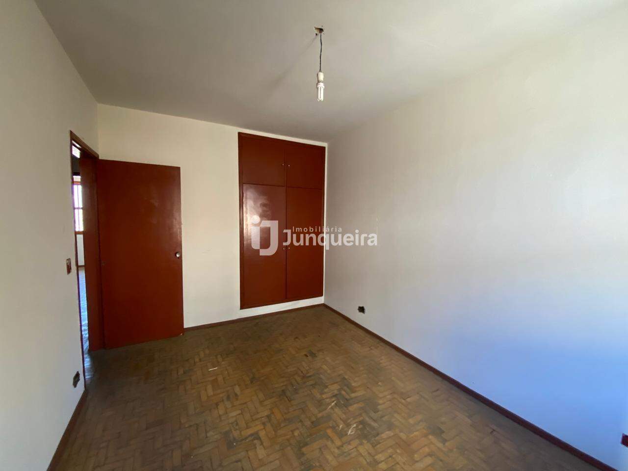 Casa Comercial à venda, 3 quartos, no bairro Cidade Alta em Piracicaba - SP