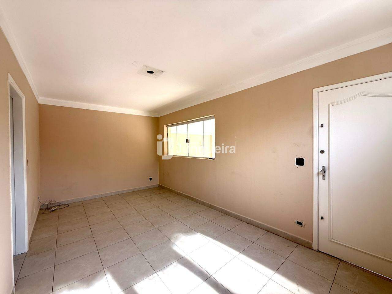 Casa à venda, 4 quartos, sendo 1 suíte, 2 vagas, no bairro Cidade Alta em Piracicaba - SP