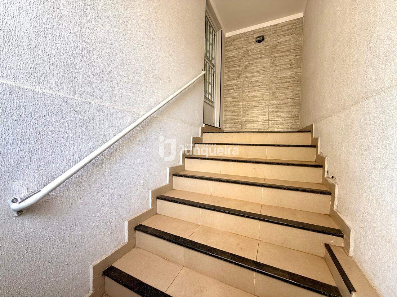 Casa à venda, 2 quartos, 1 vaga, no bairro Alto em Piracicaba - SP