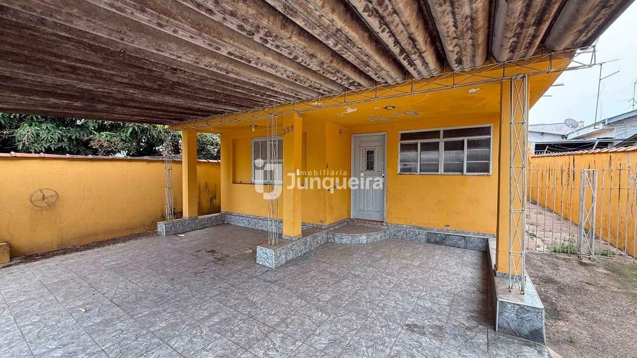 Casa para alugar, 3 quartos, 2 vagas, no bairro Vila Bessy em Piracicaba - SP