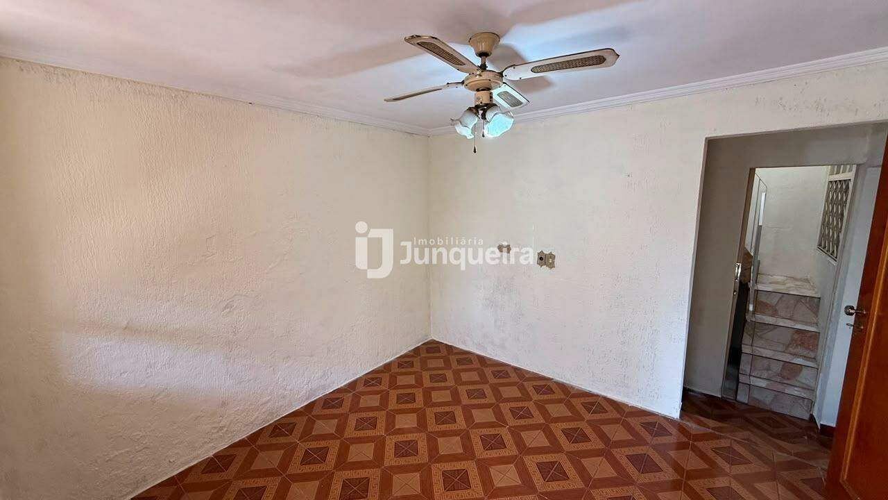 Casa para alugar, 1 quarto, no bairro Vila Rezende em Piracicaba - SP